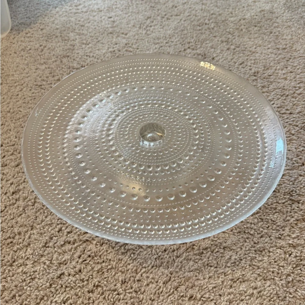 Elegant Clear Cake Stand